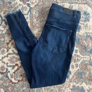 Express jeans, size 4 stretchy